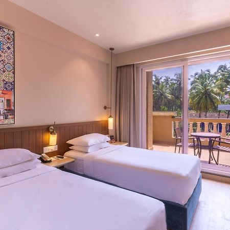 Fairfield By Marriott Goa Calangute Hotell Exteriör bild