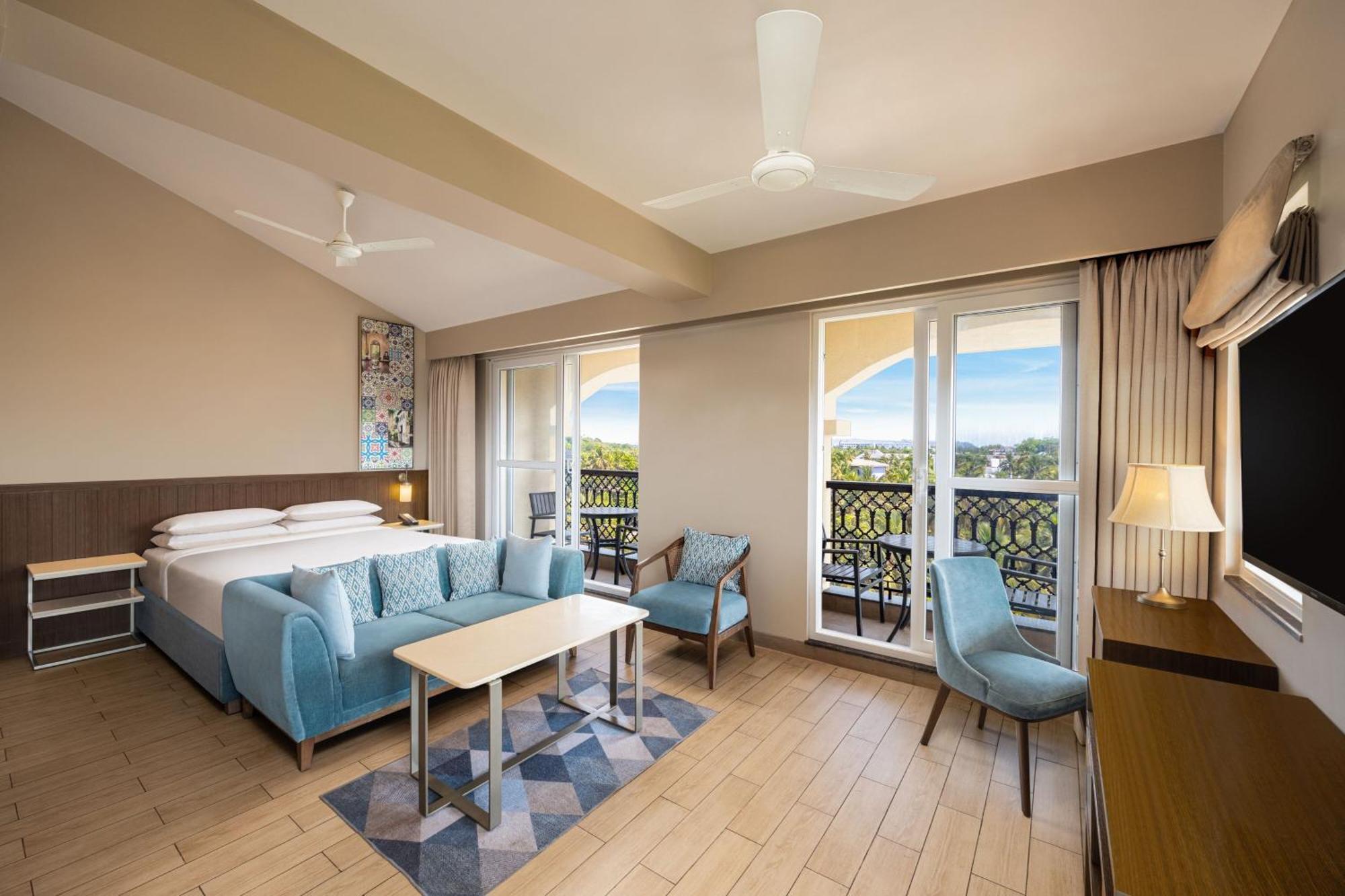 Fairfield By Marriott Goa Calangute Hotell Exteriör bild
