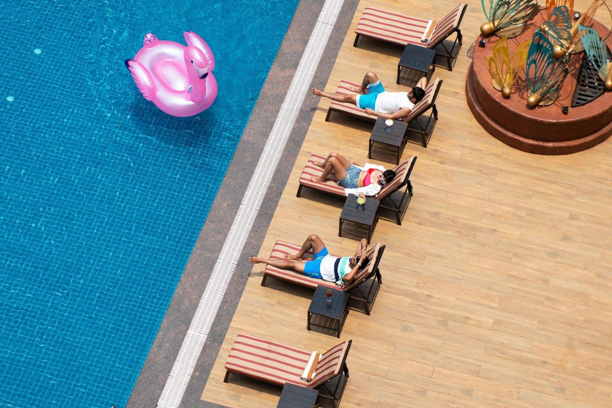 Fairfield By Marriott Goa Calangute Hotell Exteriör bild